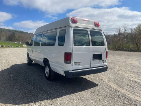 Used 2011 Ford E-250 and Econoline 250 Extended w/ PWR Group RWD image 3