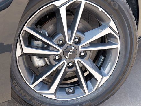 Certified 2024 Kia Forte LXS image 2