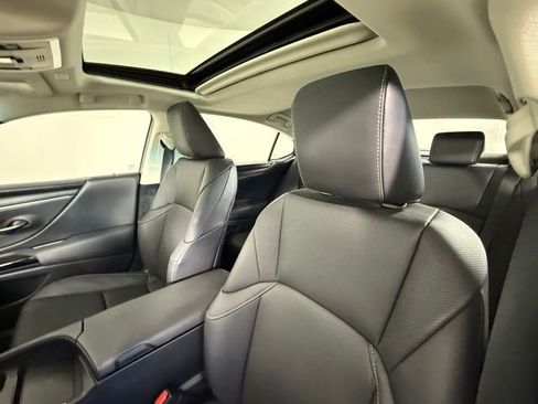 Certified 2023 Lexus ES 250 250 image 5