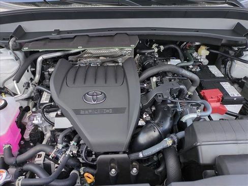 New 2026 Toyota Grand Highlander XLE image 16