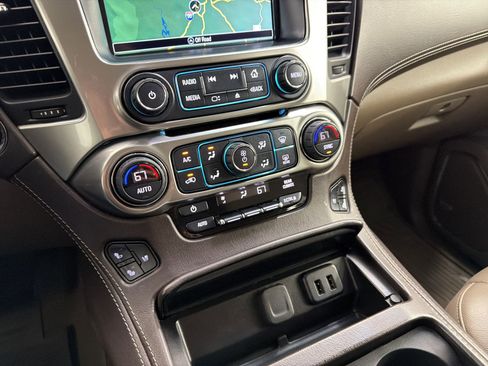 Used 2019 Chevrolet Tahoe Premier w/ RST 6.2L Performance Edition image 16