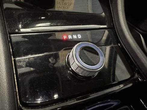 Used 2023 Jeep Grand Cherokee L Laredo w/ Luxury Tech Group I AWD/4WD image 24