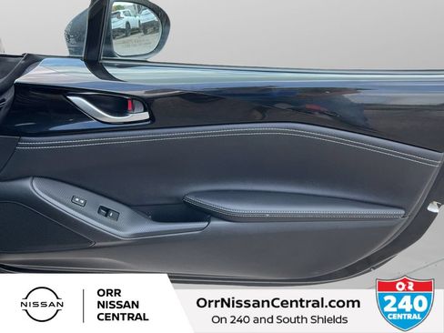 Used 2025 MAZDA MX-5 Miata RF Grand Touring RWD image 10