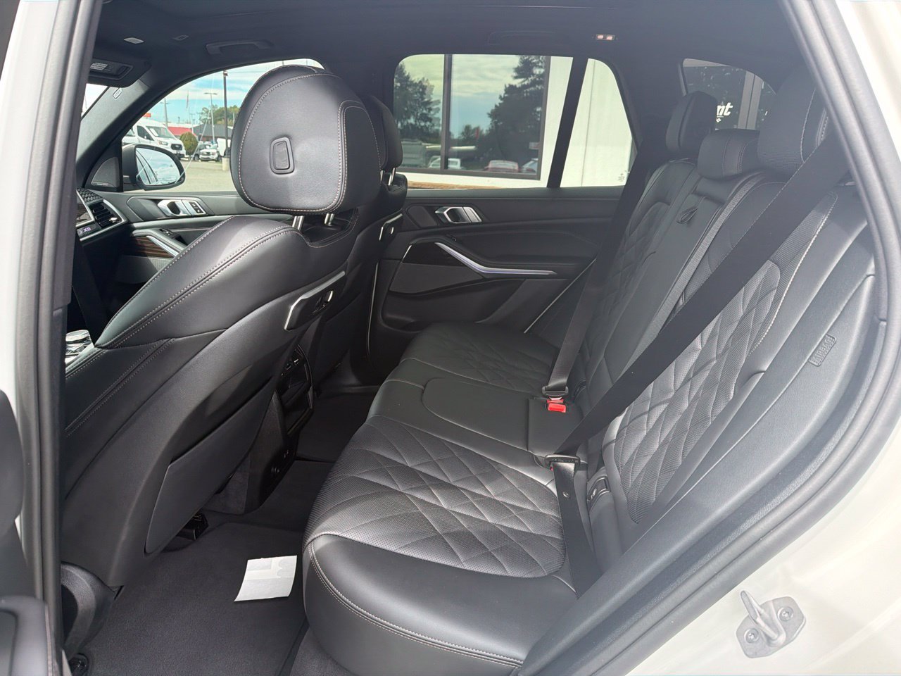 Used 2026 BMW X5 xDrive40i AWD/4WD image 6