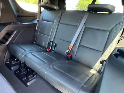 Used 2024 Chevrolet Tahoe LT AWD/4WD image 15