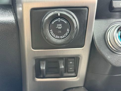 Used 2018 Ford F150 Platinum w/ Equipment Group 701A Luxury AWD/4WD image 63