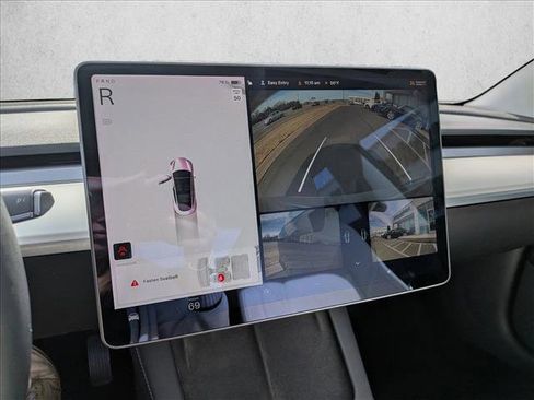 Used 2021 Tesla Model 3 Standard Range Plus image 14