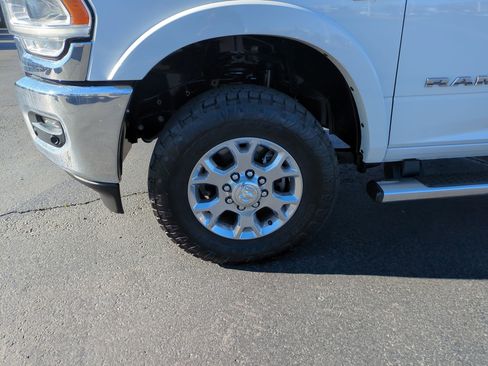 Used 2022 RAM 3500 Laramie image 11