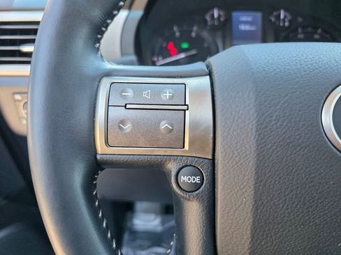 Used 2016 Lexus GX 460 w/ Premium Package image 28