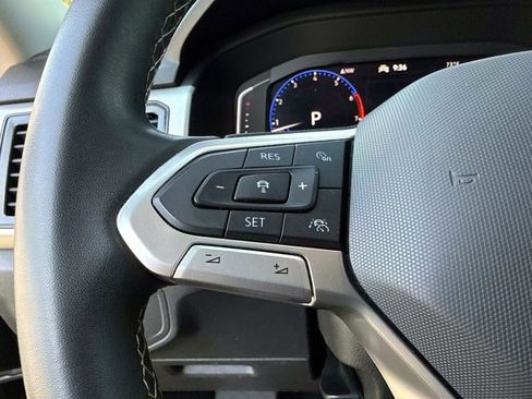 Used 2021 Volkswagen Atlas SEL FWD image 34