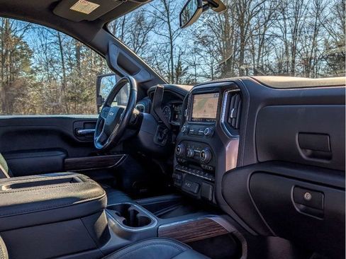 Used 2022 Chevrolet Silverado 2500 High Country image 27