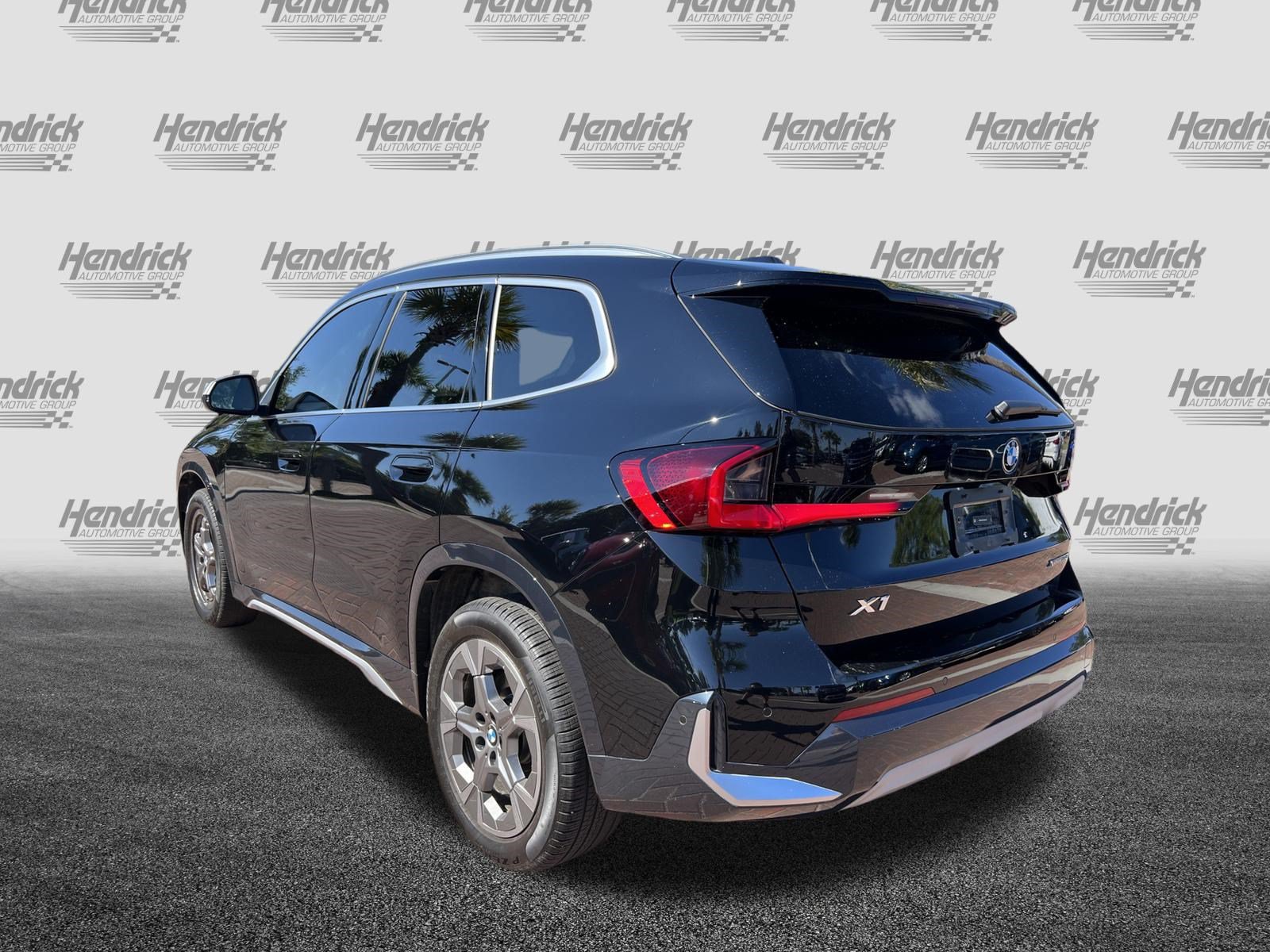 Used 2023 BMW X1 xDrive28i w/ Convenience Package AWD/4WD image 8