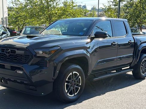 Used 2026 Toyota Tacoma TRD Sport w/ TRD Sport Premium Package AWD/4WD image 2