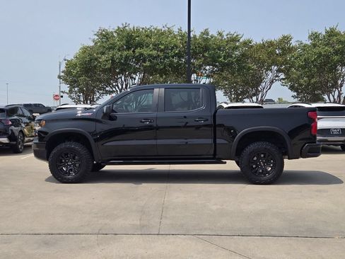 Used 2024 Chevrolet Silverado 1500 ZR2 w/ Technology Package AWD/4WD image 12