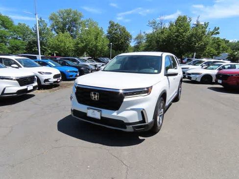Certified 2023 Honda Pilot EX-L image 1