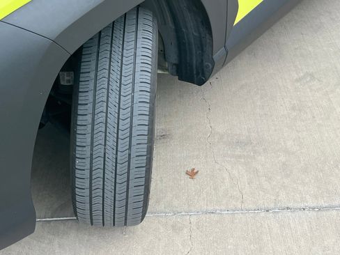 Certified 2024 Hyundai Kona SEL image 9