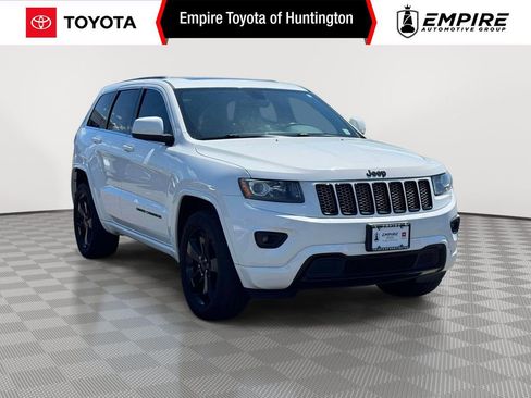 Used 2015 Jeep Grand Cherokee Altitude AWD/4WD image 1