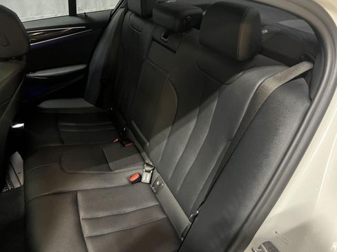Used 2018 BMW 530e RWD image 24