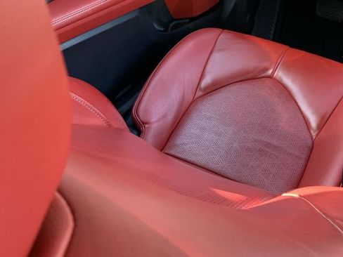 Used 2019 Toyota Camry XSE FWD image 18