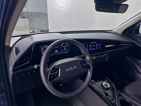 New 2025 Kia Niro Wind image 13