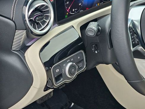 Certified 2025 Mercedes-Benz CLA 250 4MATIC image 18