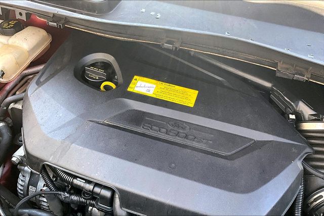 Used 2016 Ford Escape SE w/ Equipment Group 201A FWD image 10