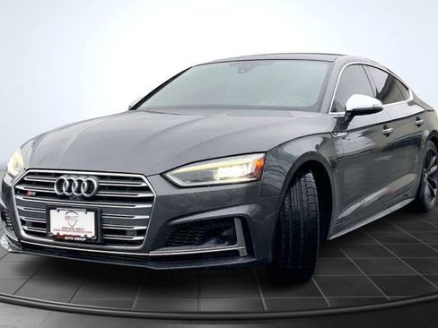 Used 2018 Audi S5 Prestige w/ S Sport Package image 4