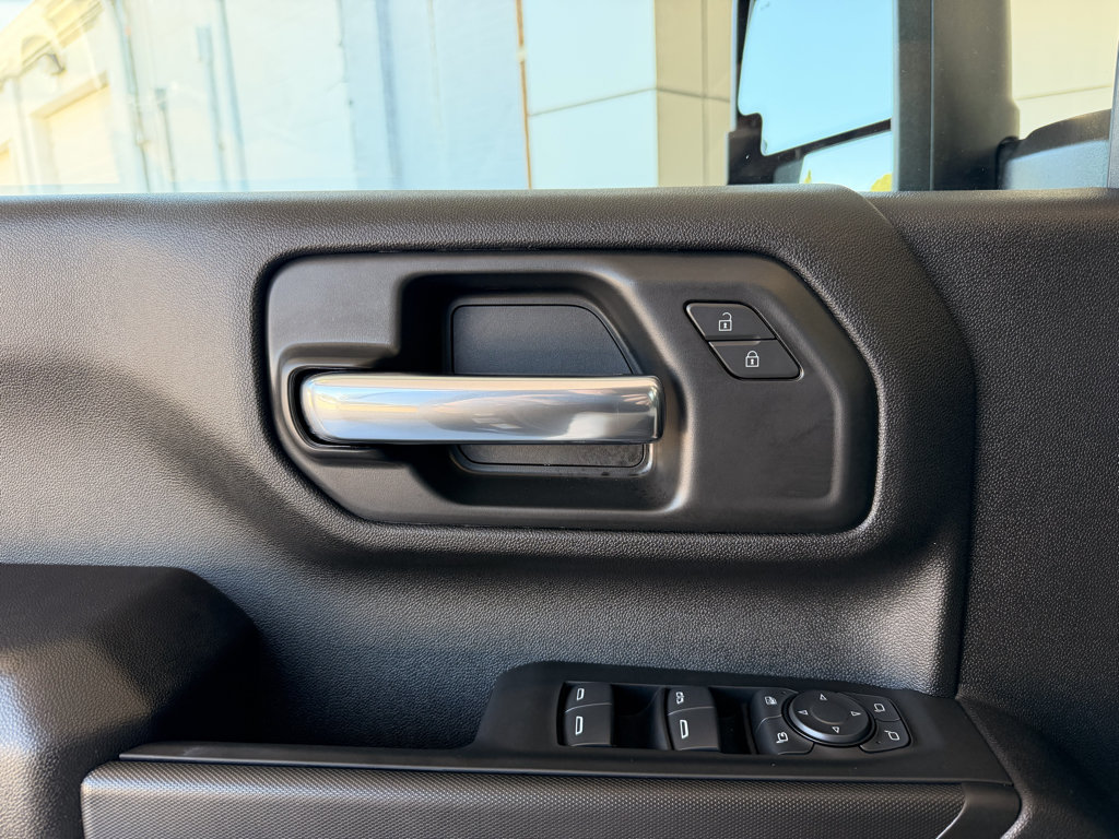 New 2026 Chevrolet Silverado 2500 Custom w/ Custom Value Package AWD/4WD image 7