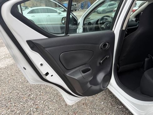 Used 2012 Nissan Versa S w/ Cruise Control Pkg image 12