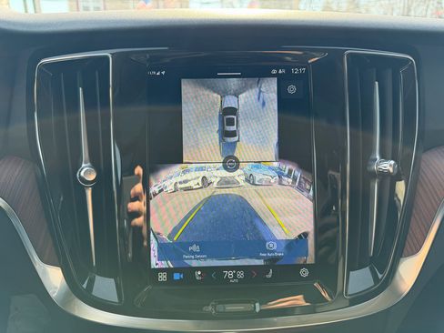 Used 2024 Volvo S60 T8 Plus w/ Climate Package image 18