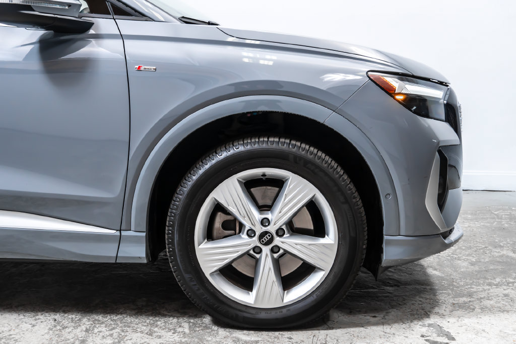 Used 2023 Audi Q4 e-tron Premium Plus AWD/4WD image 12