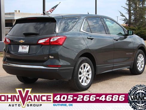 Used 2020 Chevrolet Equinox LT w/ Driver Convenience Package image 12