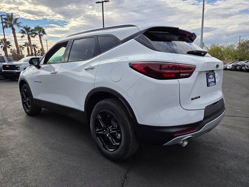 New 2025 Chevrolet Blazer LT image 3