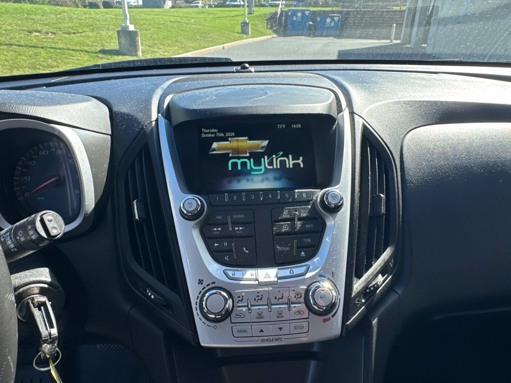 Used 2015 Chevrolet Equinox LT w/ Driver Convenience Package AWD/4WD image 18
