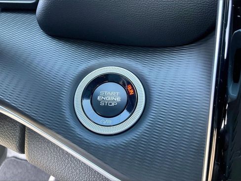 New 2025 Jeep Grand Cherokee L Laredo w/ Luxury Tech Group I image 18