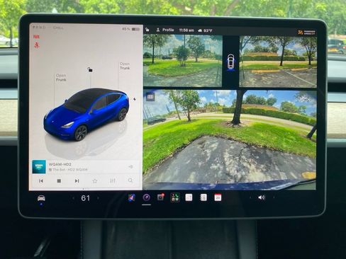Used 2024 Tesla Model Y Long Range AWD/4WD image 27