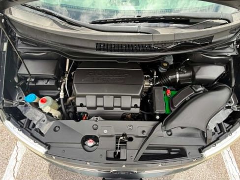 Used 2012 Honda Odyssey EX-L image 17