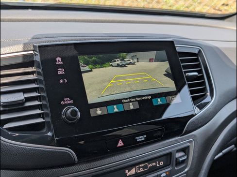 Certified 2023 Honda Passport TrailSport image 12