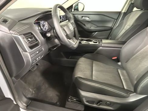 Certified 2026 Nissan Rogue SV w/ Cold Weather Package AWD/4WD image 12