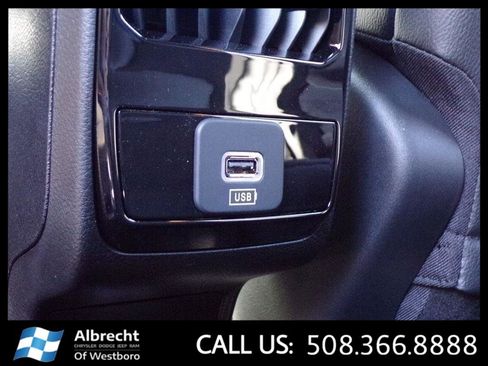 New 2023 Jeep Compass Latitude image 13