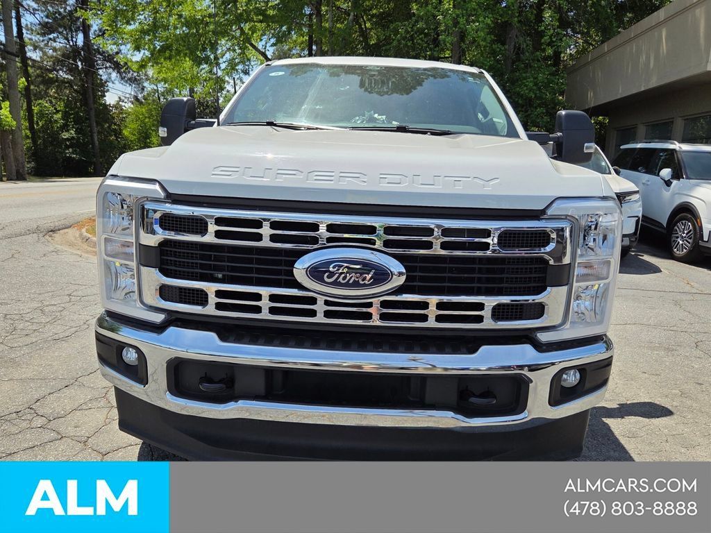 Used 2025 Ford F350 XLT AWD/4WD image 15