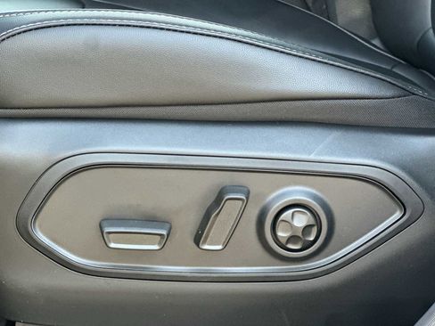 New 2025 Jeep Grand Cherokee L Limited image 14