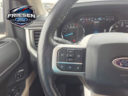 Used 2024 Ford Expedition Max XLT image 14