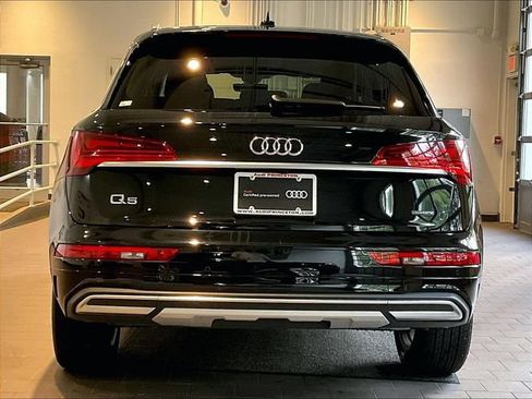 Used 2023 Audi Q5 2.0T Premium w/ Convenience Package AWD/4WD image 7