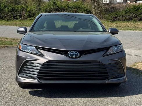 Used 2023 Toyota Camry LE FWD image 10