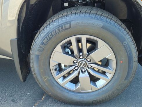 New 2026 Nissan Frontier SV AWD/4WD image 14