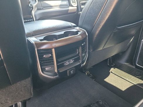 Used 2024 RAM 2500 Laramie AWD/4WD image 37