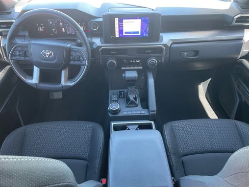 Used 2025 Toyota 4Runner SR5 image 15