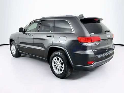 Used 2019 Jeep Grand Cherokee Laredo RWD image 4