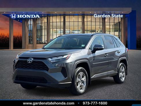 Used 2024 Toyota RAV4 XLE w/ Convenience Package AWD/4WD image 1